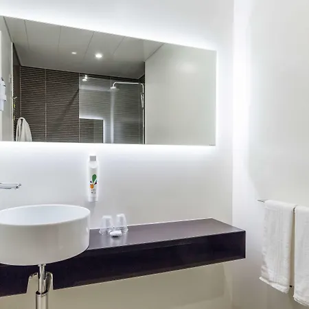 Ibis Styles Centro Marques De Pombal