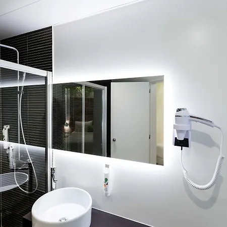 Ibis Styles Centro Marques De Pombal