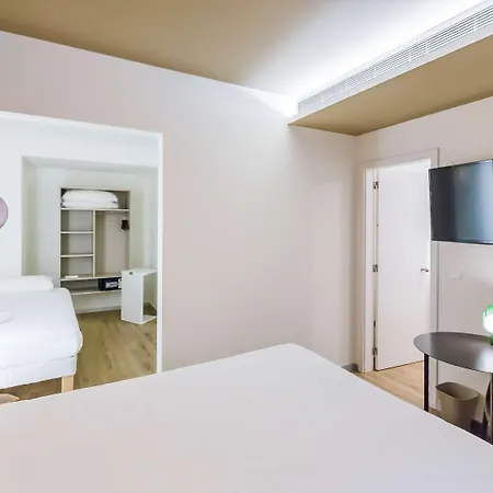 Ibis Styles Centro Marques De Pombal ליסבון