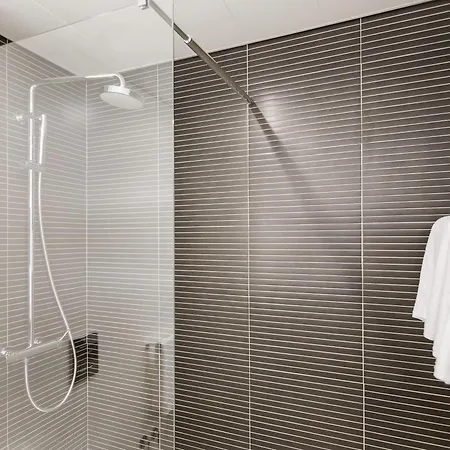 Ibis Styles Centro Marques De Pombal 3* ליסבון