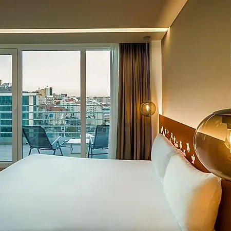 Ibis Styles Centro Marques De Pombal 리스본