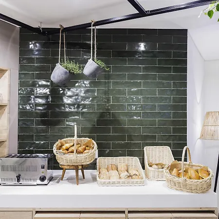 Ibis Styles Centro Marques De Pombal Отель Лиссабон