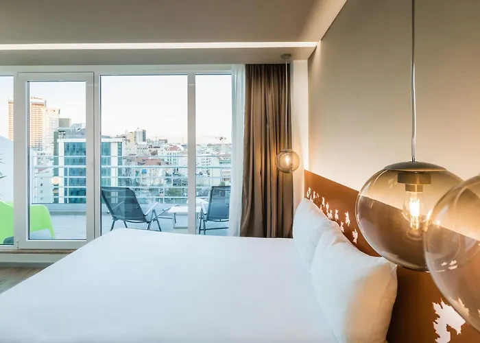 Ibis Styles Centro Marques De Pombal 3* Лиссабон