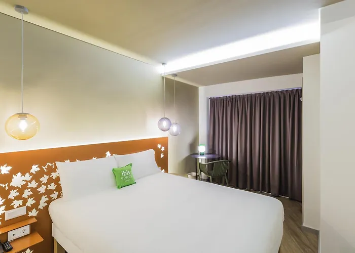 Ibis Styles Centro Marques De Pombal Лиссабон