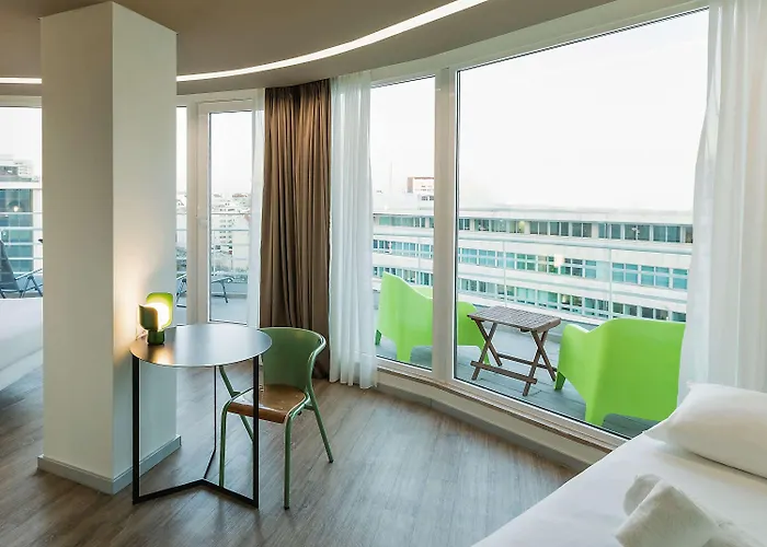 Ibis Styles Centro Marques De Pombal Лиссабон