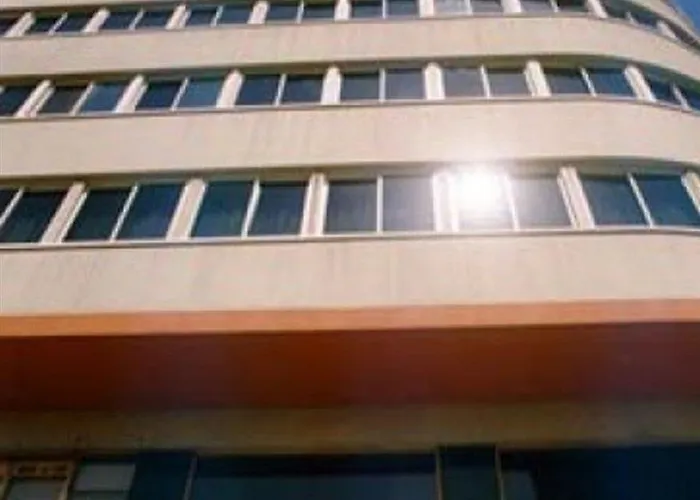 Ibis Styles Centro Marques De Pombal Лиссабон