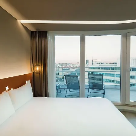 Ibis Styles Centro Marquês De Pombal Hotel 3*