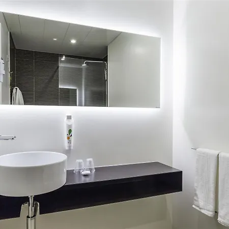 Ibis Styles Centro Marques De Pombal