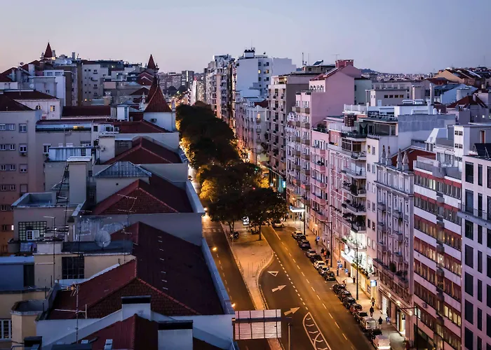 Ibis Styles Centro Marques De Pombal מלון 3*