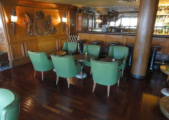 Ibis Styles Centro Marques De Pombal 3* ליסבון