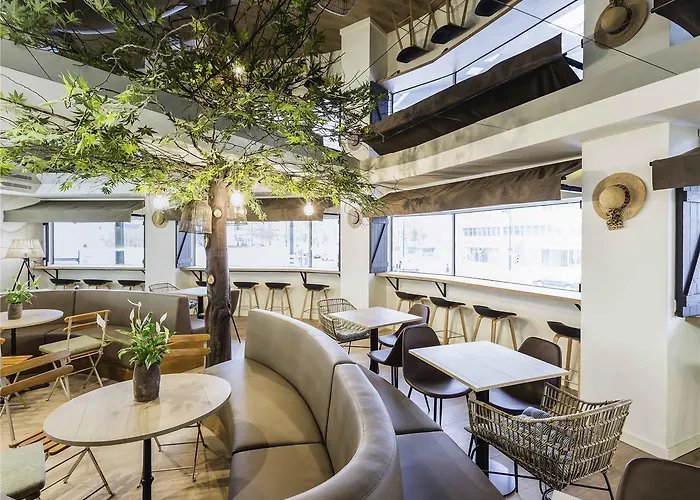 מלון Ibis Styles Centro Marques De Pombal 3*