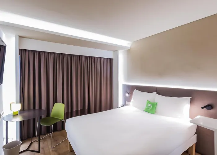 Ibis Styles Centro Marques De Pombal