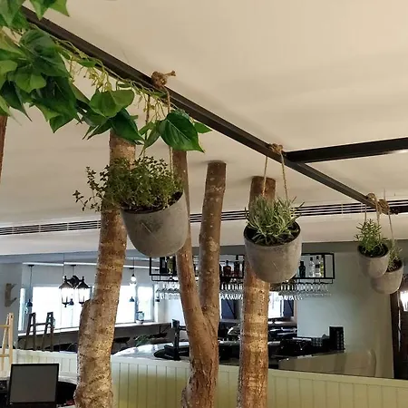Ibis Styles Centro Marques De Pombal Отель Лиссабон